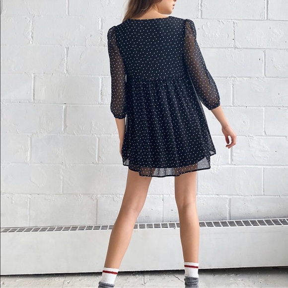 Aritzia - Sunday Best dress - Picture 3 of 6